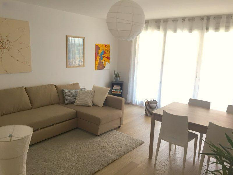 
                                                Location
                                                 BEAU  T2 MEUBLE PLACE JEAN-MACE 52 m²
