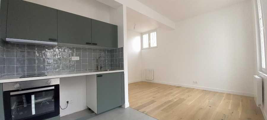 
                                                Location
                                                 Beau T2 spécieux à Courbevoie