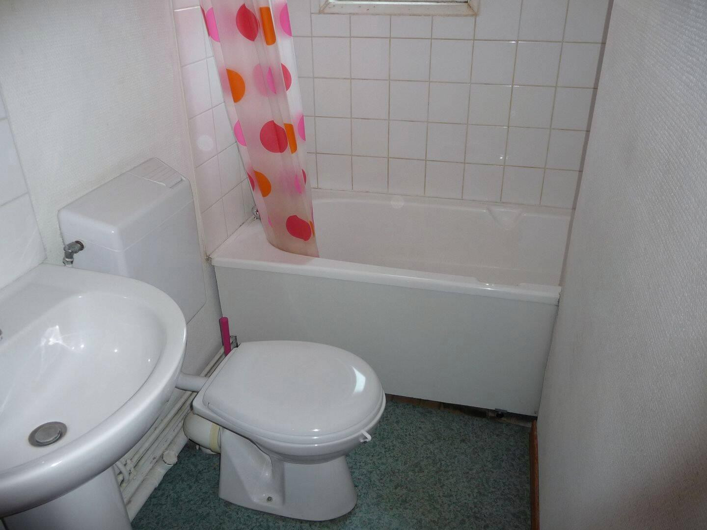 
                                                Location
                                                 Beau T2bis Lille Cormontaigne 39m²