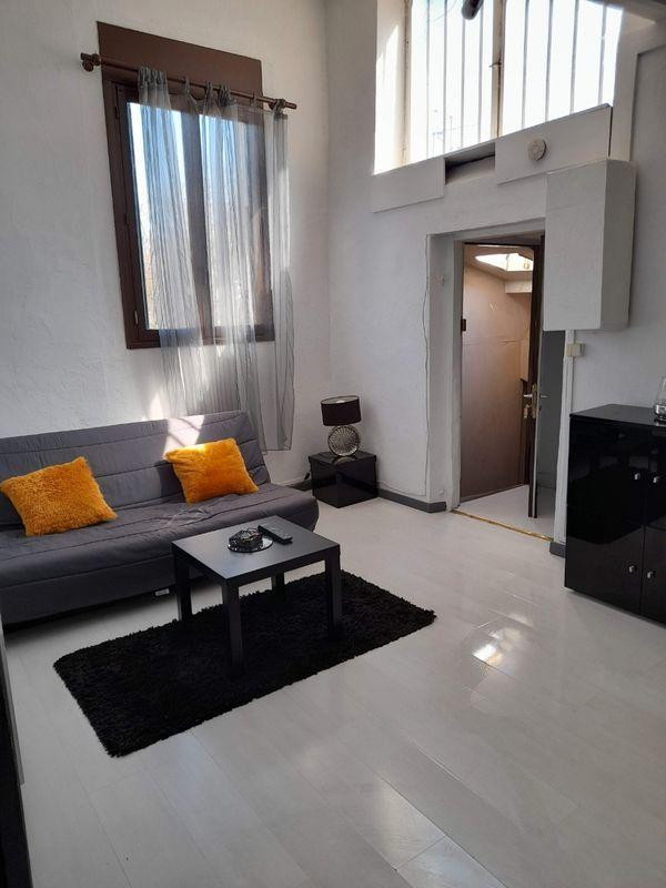 
                                                Location
                                                 Beau T3/4 53m² hyper centre Grenoble