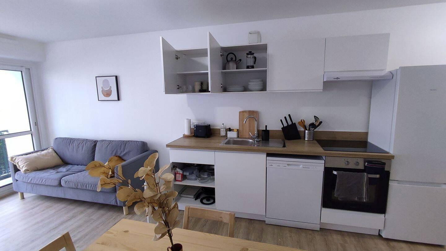 
                                                Location
                                                 Beau T3 55m² avec balcon