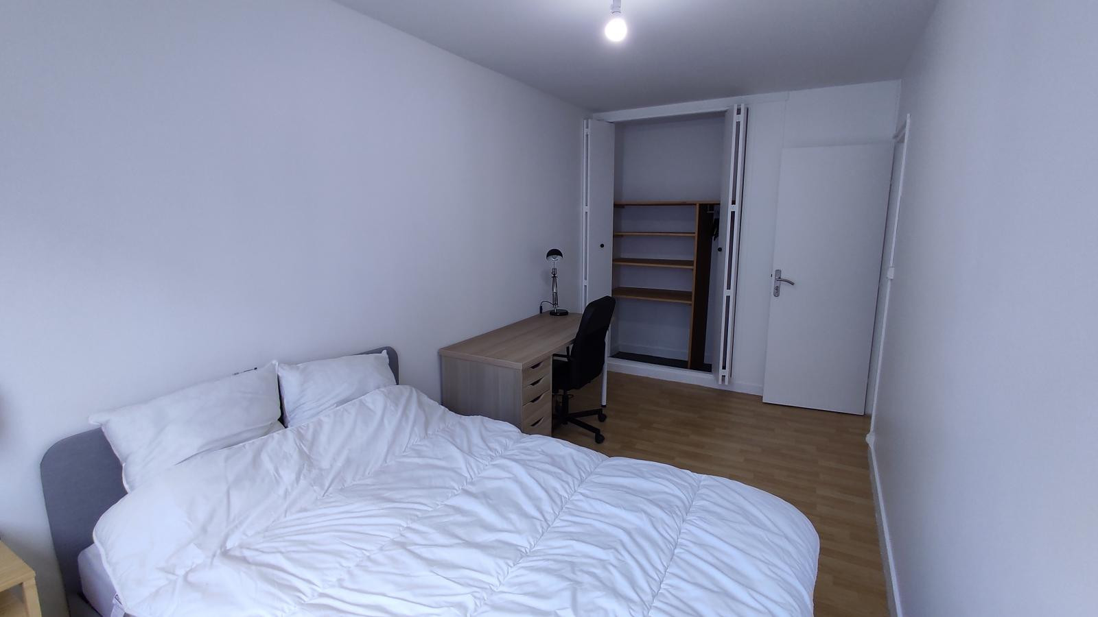 
                                                Location
                                                 Beau T3 55m² avec balcon