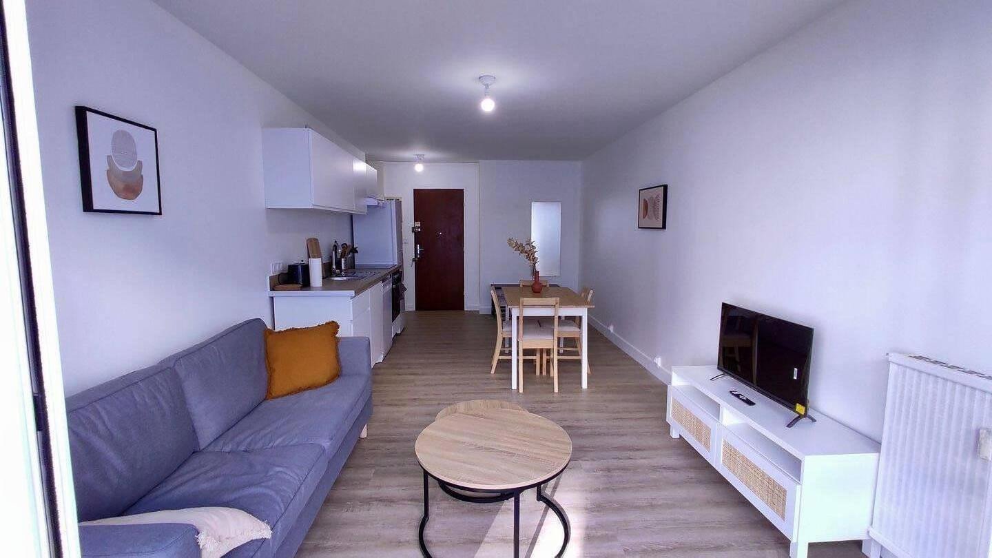 
                                                Location
                                                 Beau T3 55m² avec balcon