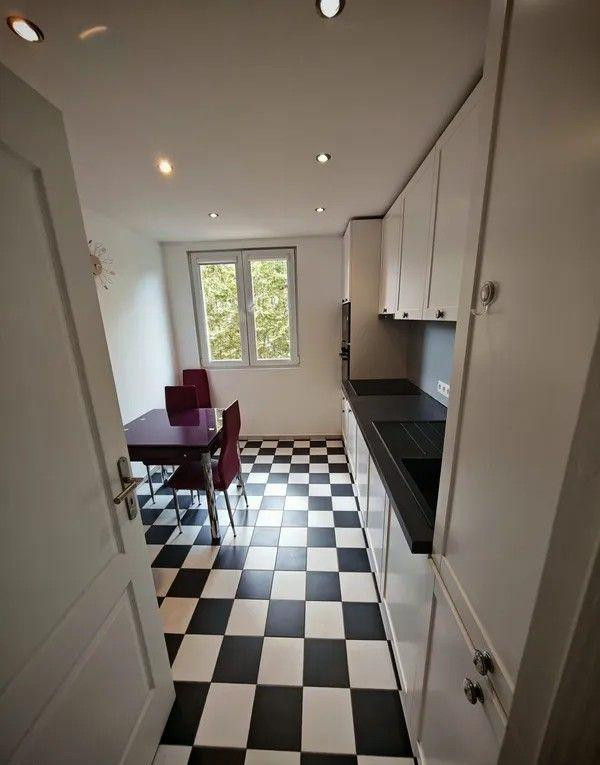 
                                                Location
                                                 Beau T3 55m² entièrement rénové, meublé et équipé