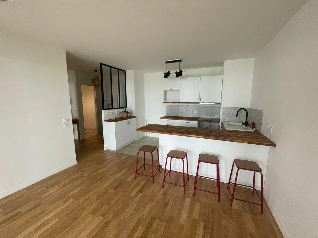 
                                                Location
                                                 Beau T3 60m² + 40m² jardin Ecoquartier La Vallée