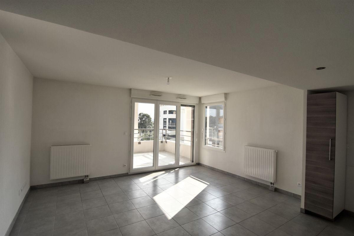 
                                                Location
                                                 Beau T3 62m² MTP Les Grisettes
