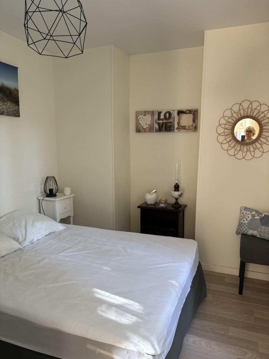 
                                                Location
                                                 Beau T3 62m² refait à neuf