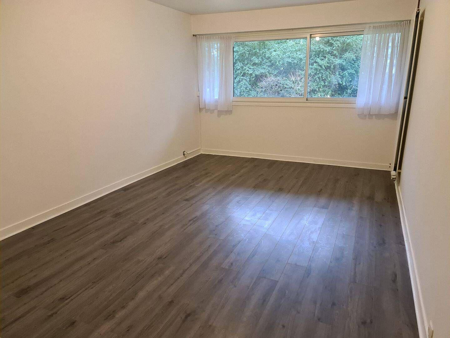 
                                                Location
                                                 Beau T3 63m² lumineux et traversant