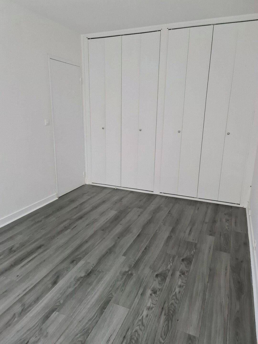 
                                                Location
                                                 Beau T3 63m² lumineux et traversant