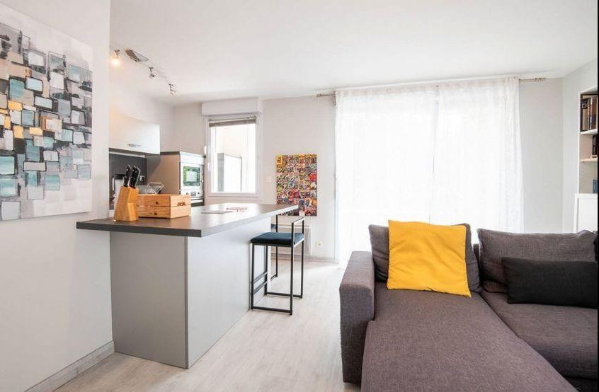 
                                                Location
                                                 Beau T3 – 64 m² – Quartier des Deux Lions