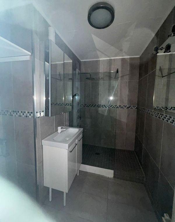 
                                                Location
                                                 Beau T3 65m² rénové  avec grand balcon