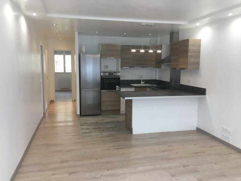 
                                                Location
                                                 Beau T3 66m² entièrement rénové