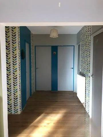 
                                                Location
                                                 Beau T3 67m² avec loggia 10m² sur verdure à Sèvres