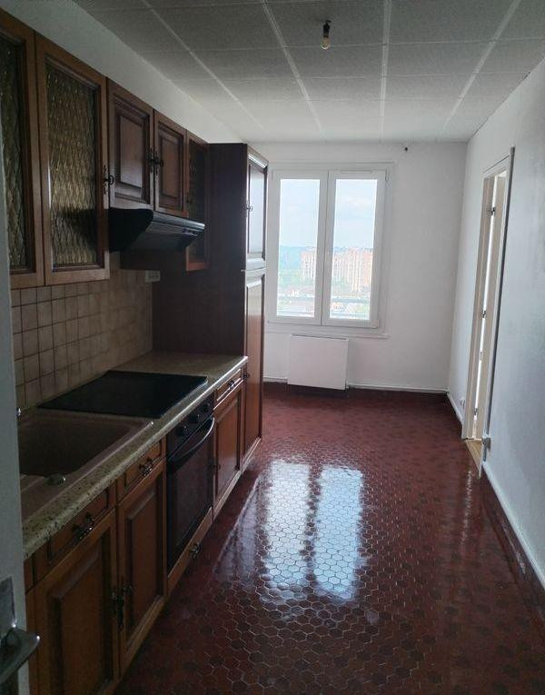 
                                                Location
                                                 Beau T3 68m² à Grand Mare