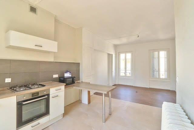 
                                                Location
                                                 Beau T3 70m² moderne et lumineux