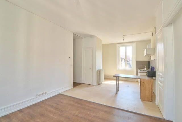 
                                                Location
                                                 Beau T3 70m² moderne et lumineux