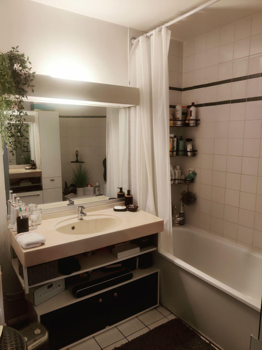 
                                                Location
                                                 Beau T3 79m² avec superbe terrasse