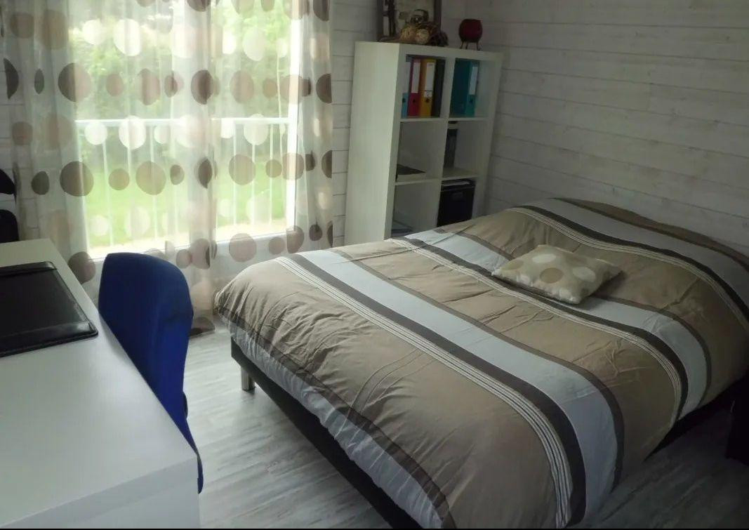 
                                                Location
                                                 Beau T3 agréablement aménagé de 63m²