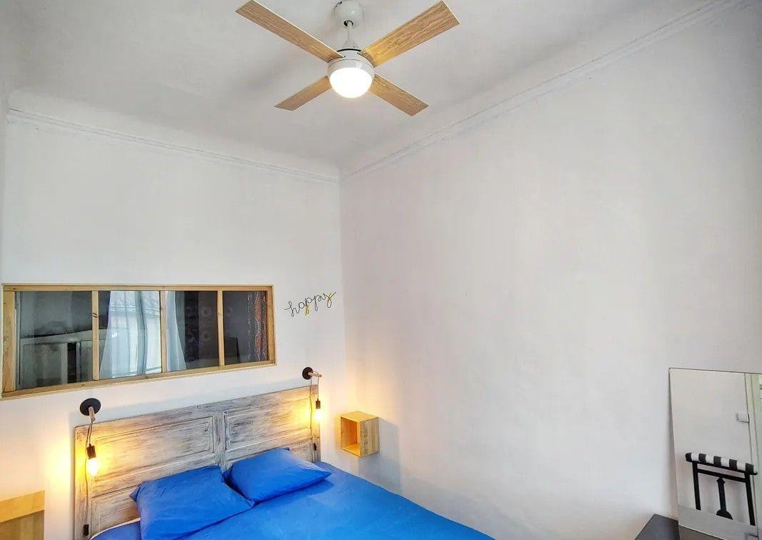 
                                                Location
                                                 Beau T3 de 43 m² entièrement meublé et rénové