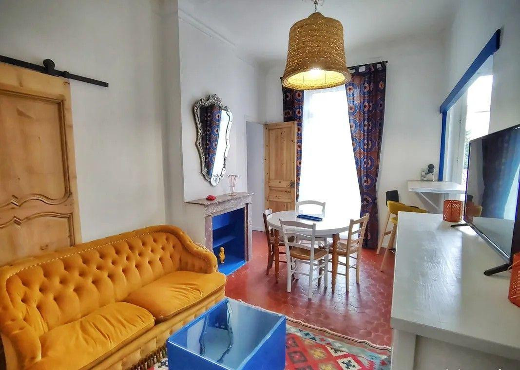 
                                                Location
                                                 Beau T3 de 43 m² entièrement meublé et rénové