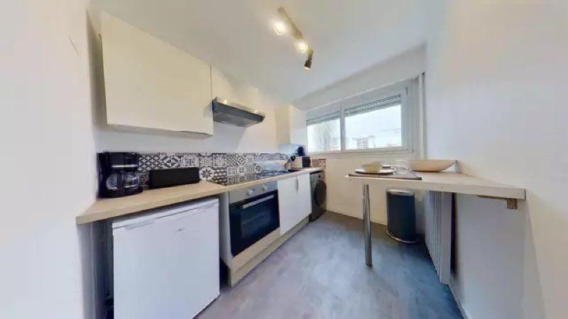 
                                                Location
                                                 Beau T3 meublé 47m² lumineux Secteur La Roseraie