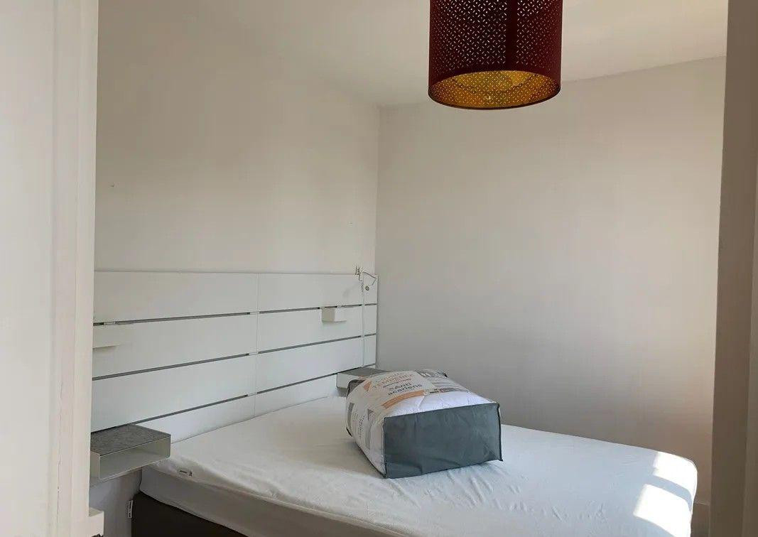 
                                                Location
                                                 Beau T3 meublé 57m² traversant et très lumineux,