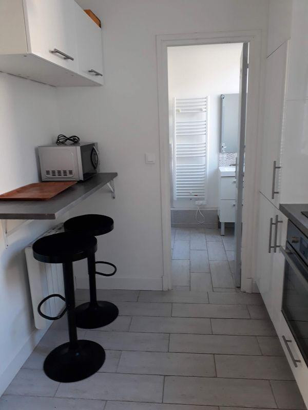 
                                                Location
                                                 Beau T3 meublé 58m²