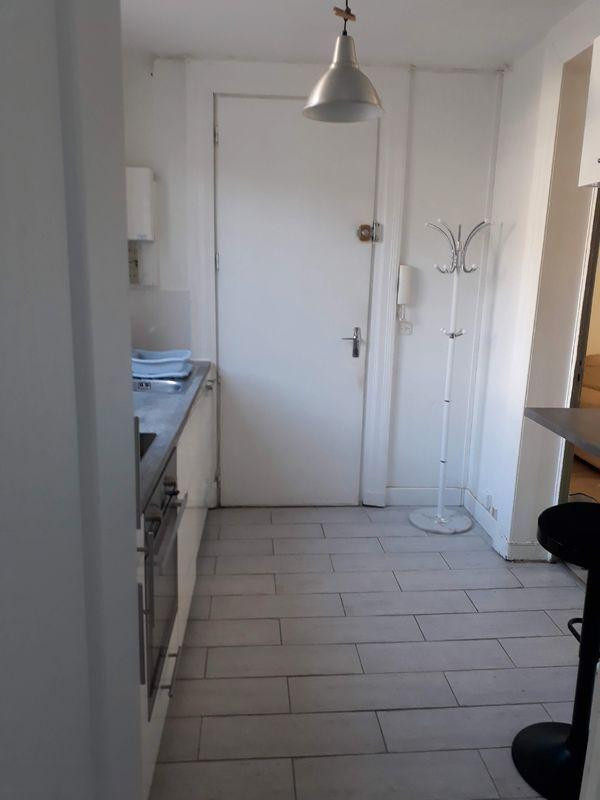 
                                                Location
                                                 Beau T3 meublé 58m²
