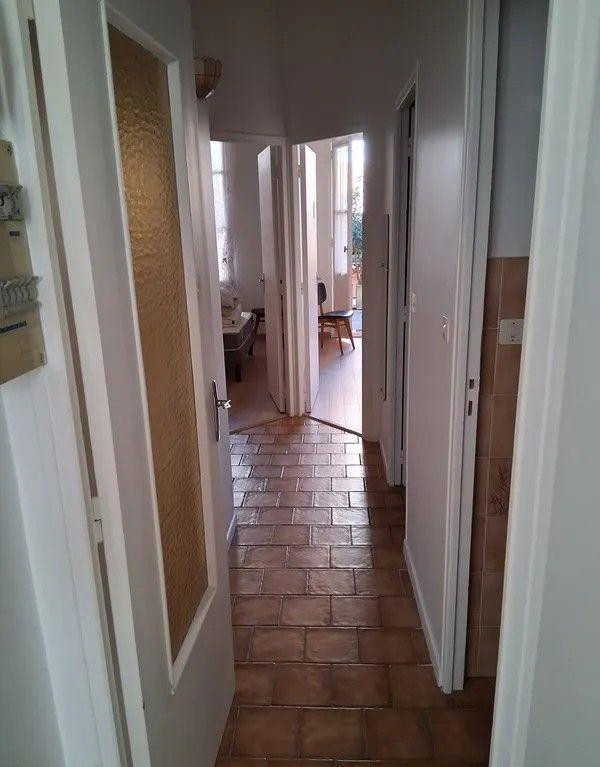 
                                                Location
                                                 Beau T3 meublé 58m² avec belle terrasse de 24m²