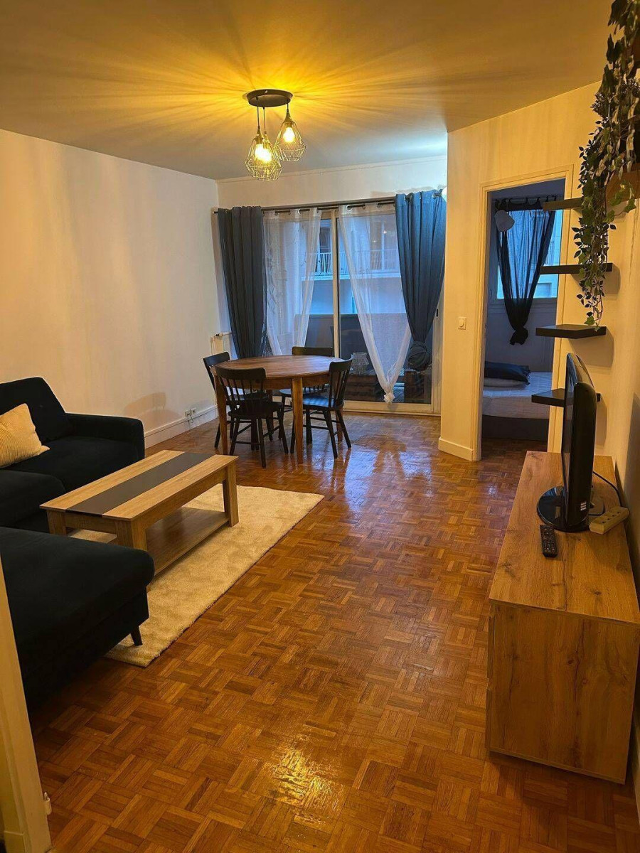 
                                                Location
                                                 Beau T3 meublé 59m² Déodat de Séverac