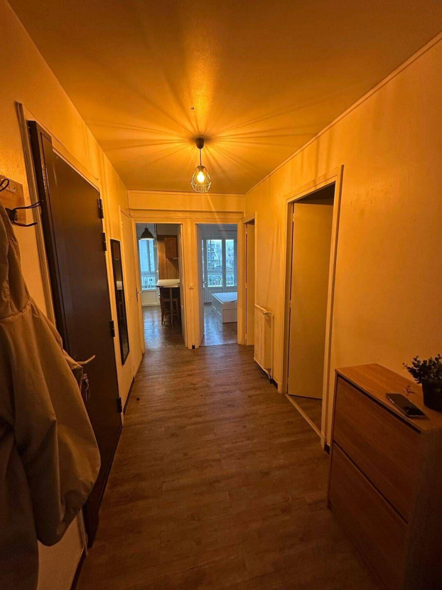 
                                                Location
                                                 Beau T3 meublé 59m² Déodat de Séverac