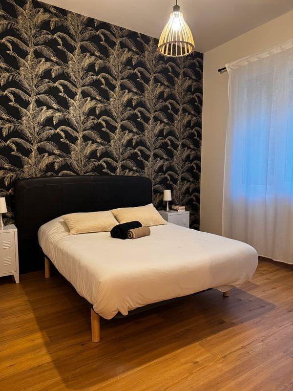 
                                                Location
                                                 Beau T3 meublé 67m² refait à neuf avec terrasse