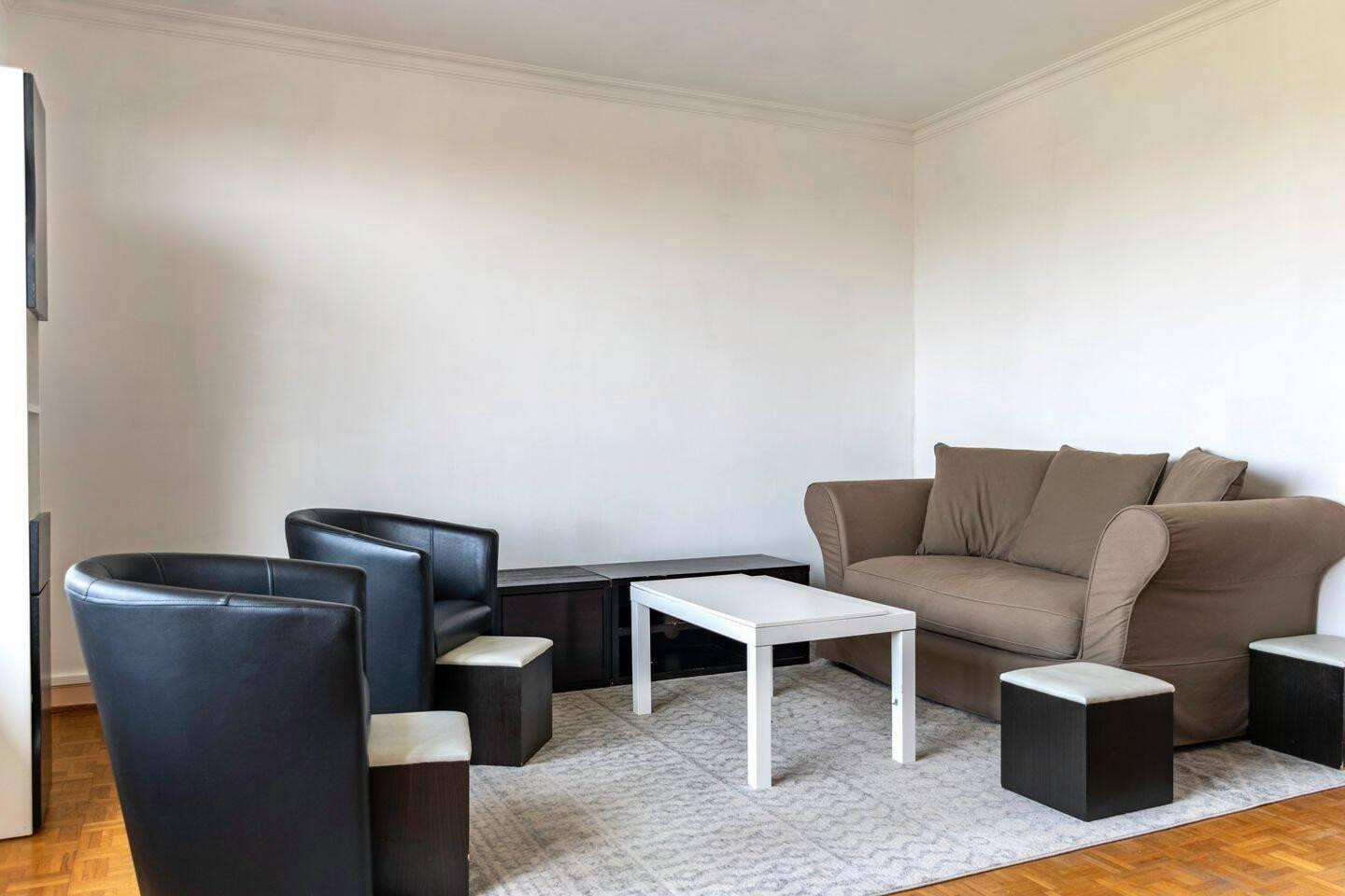 
                                                Location
                                                 Beau T3 meublé 70m²  lumineux