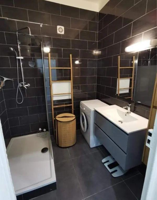 
                                                Location
                                                 Beau T3 meublé 73m² avec balcon
