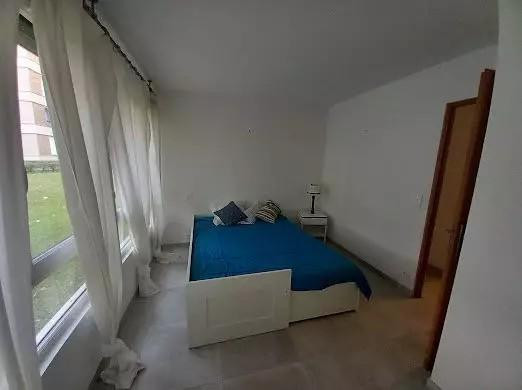 
                                                Location
                                                 Beau T3 meublé 80m² avec balcon et parking