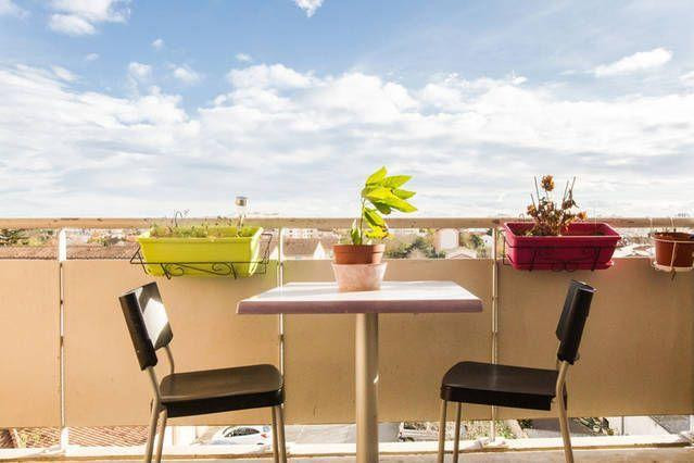 
                                                Location
                                                 Beau T3 meublé en duplex 100m² avec balcon