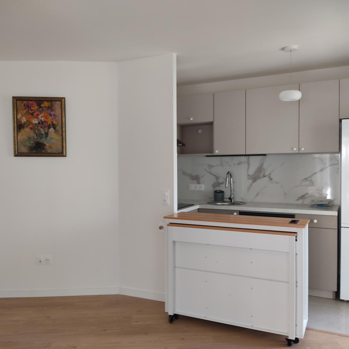 
                                                Location
                                                 BEAU T3 MEUBLE NEUF SECURISE LOCATION PROPRIETAIRE