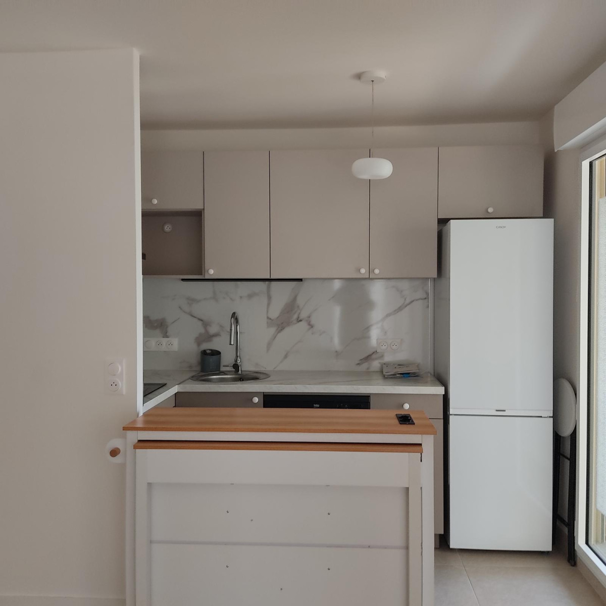 
                                                Location
                                                 BEAU T3 MEUBLE NEUF SECURISE LOCATION PROPRIETAIRE