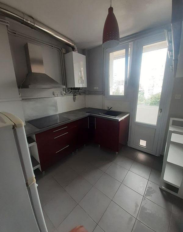 
                                                Location
                                                 Beau T3 rénové 54m²non meublé