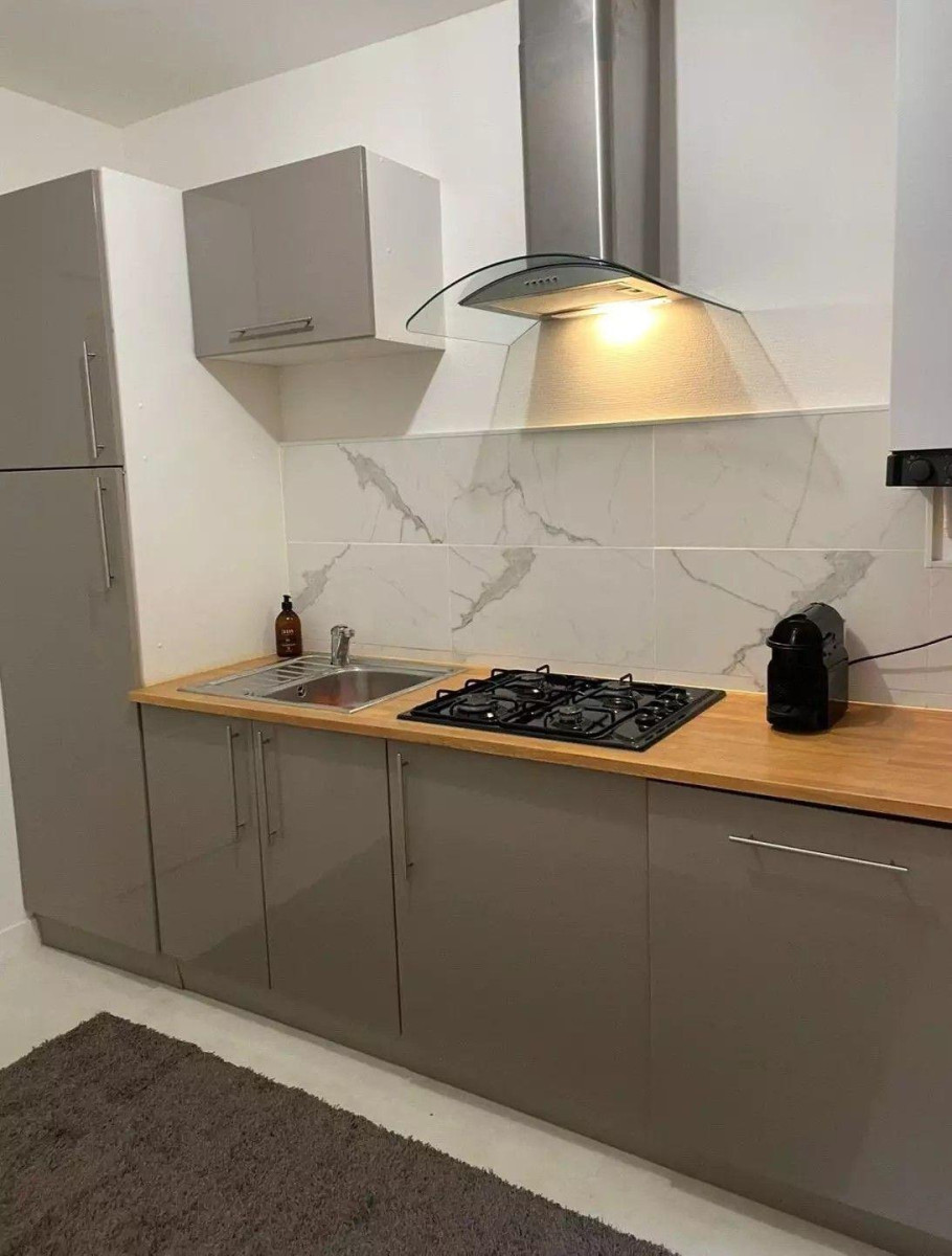 
                                                Location
                                                 Beau T3 rénové 70m² quartier Feydeau