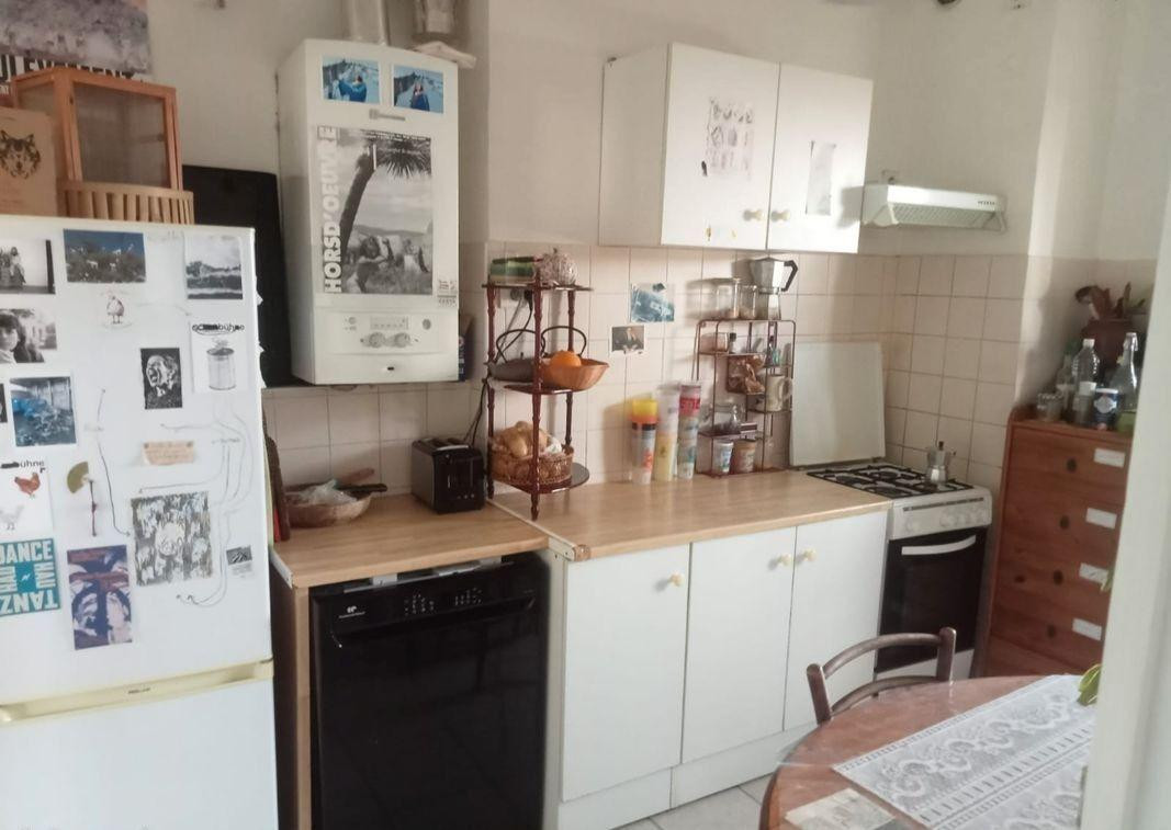 
                                                Location
                                                 Beau T3 traversant 70m² bld des Minimes