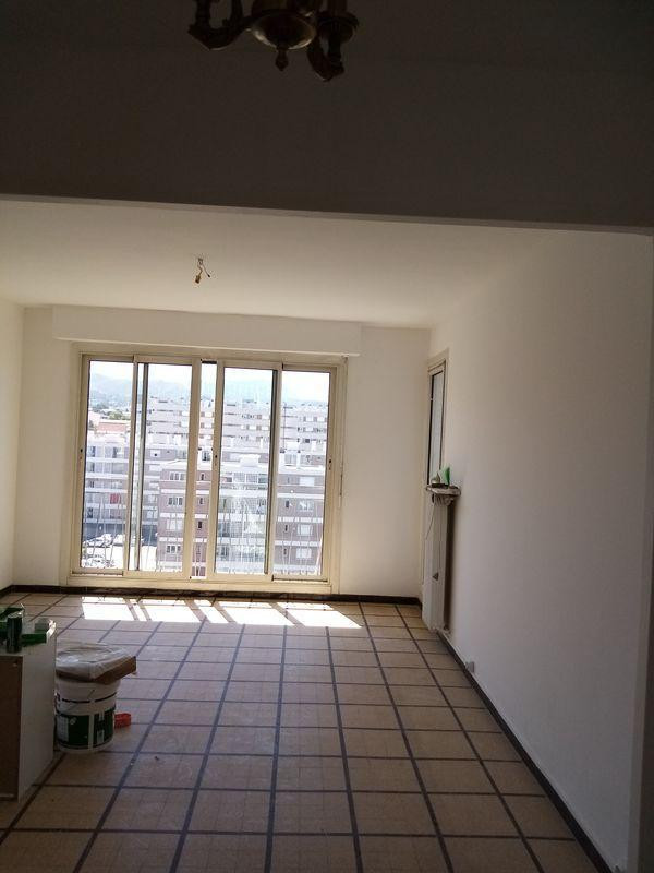 
                                                Location
                                                 Beau T3 très clair et au calme
