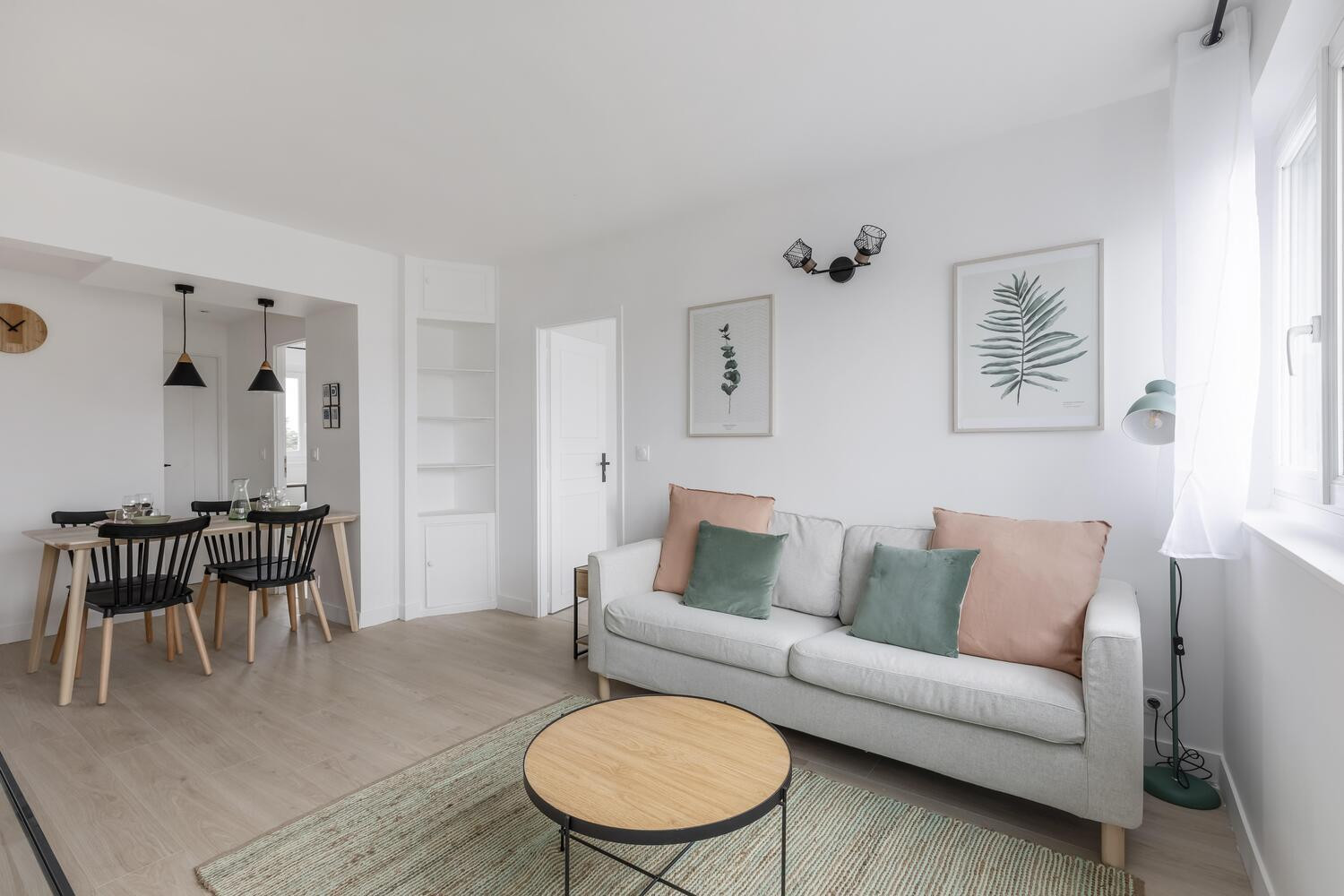 
                                                Location
                                                 Beau T4 familial meublé - Massy Opera II