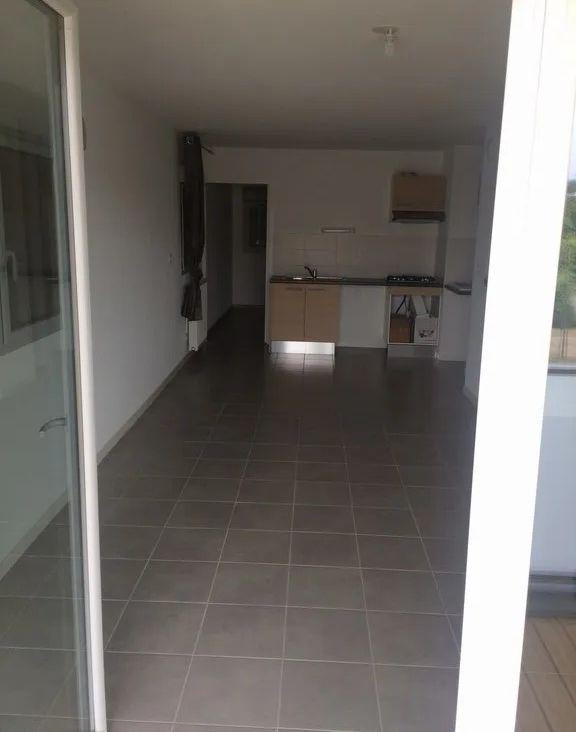 
                                                Location
                                                 Beau T4 RANGUEIL, 74.8m² avec terrasse de 7.5m²