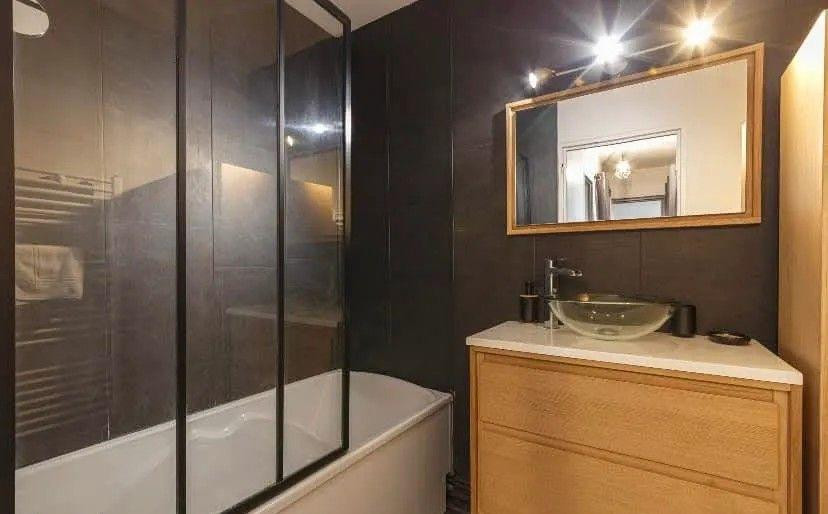 
                                                Location
                                                 Beau T5 meublé 68m² rénové