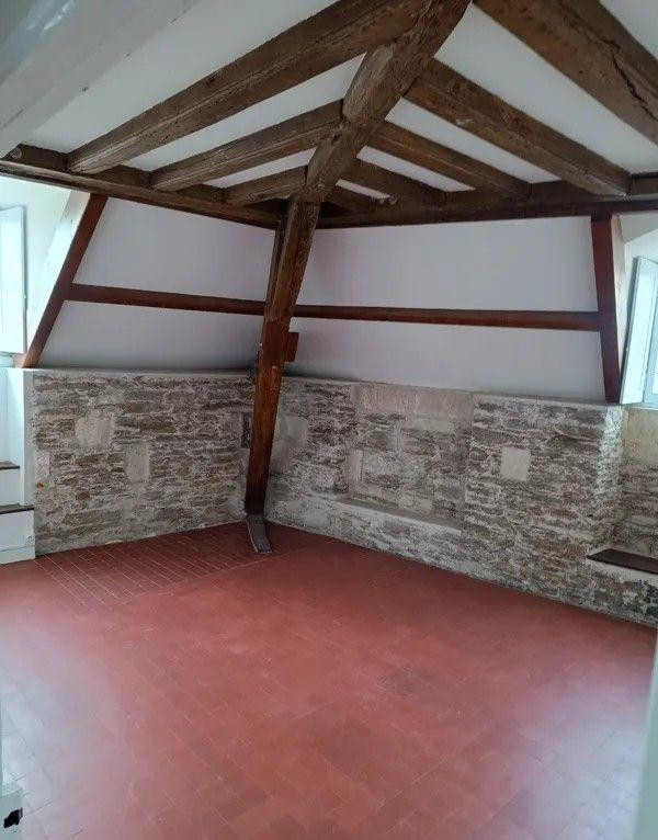 
                                                Colocation
                                                 Beau T5 meublé et rénové centre Nantes