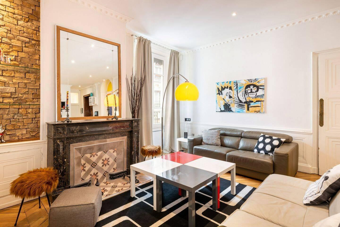 
                                                Location
                                                 Bel 2P meublé 58m² aux terreaux