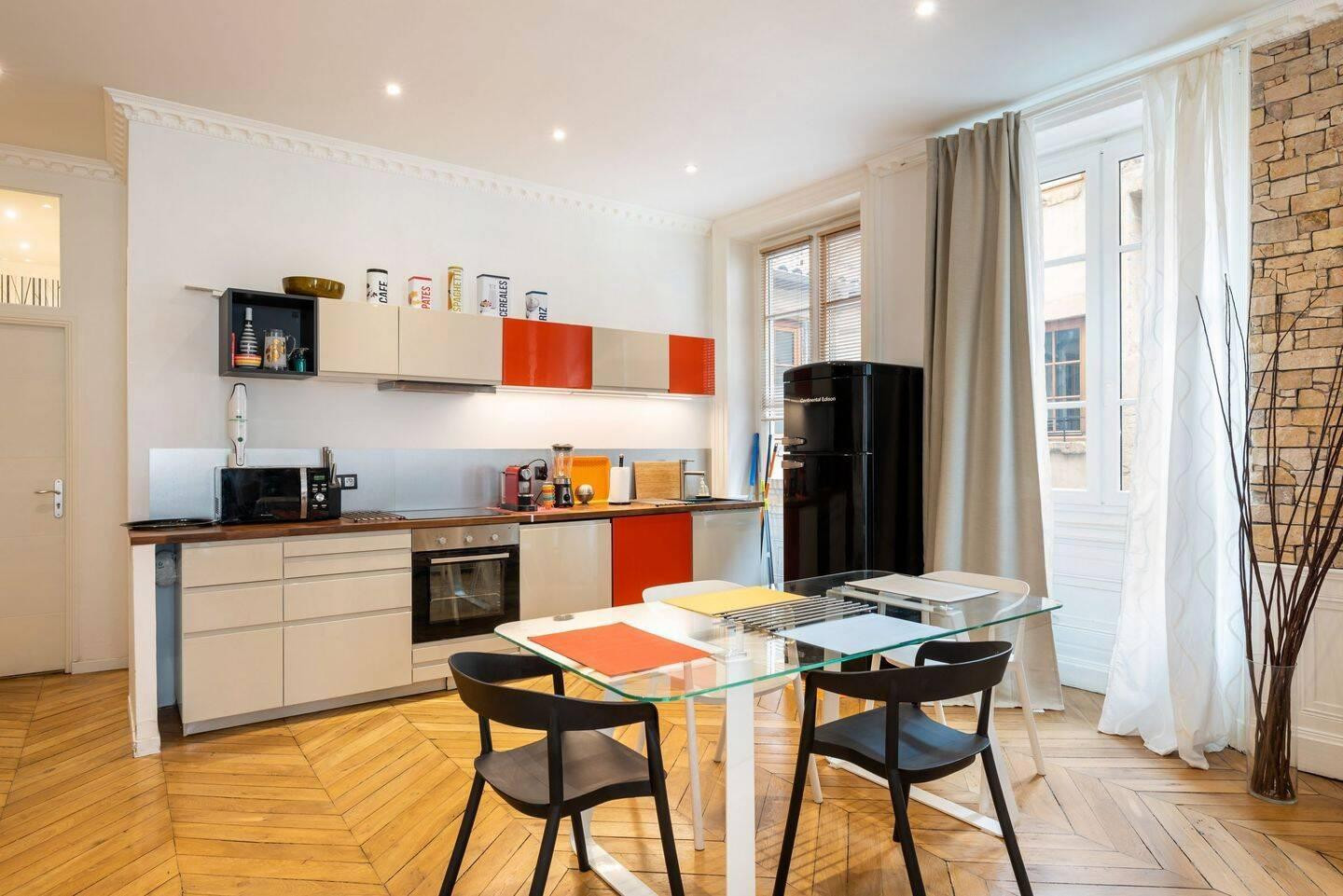 
                                                Location
                                                 Bel 2P meublé 58m² aux terreaux