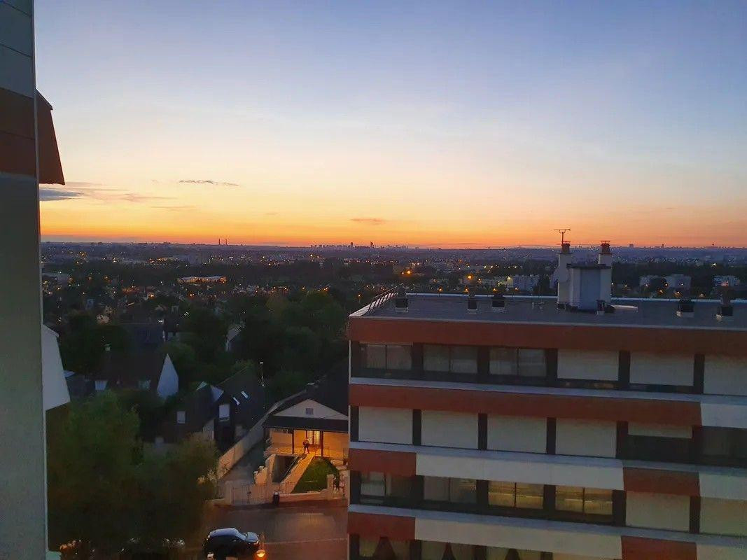 
                                                Location
                                                 Bel appart 4P de 81 m² lumineux et confortable