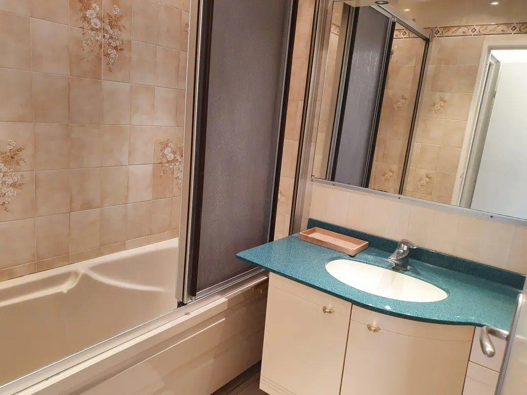 
                                                Location
                                                 Bel appart 4P de 81 m² lumineux et confortable